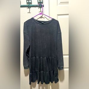 Women’s Ruffled Sweatshirt Dress